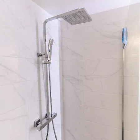 Spacieux Chic - Confort - Proche Parcs & Thermes *