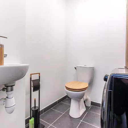 Spacieux Chic - Confort - Proche Parcs & Thermes شقة