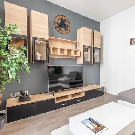 Spacieux Chic - Confort - Proche Parcs & Thermes * فيشي