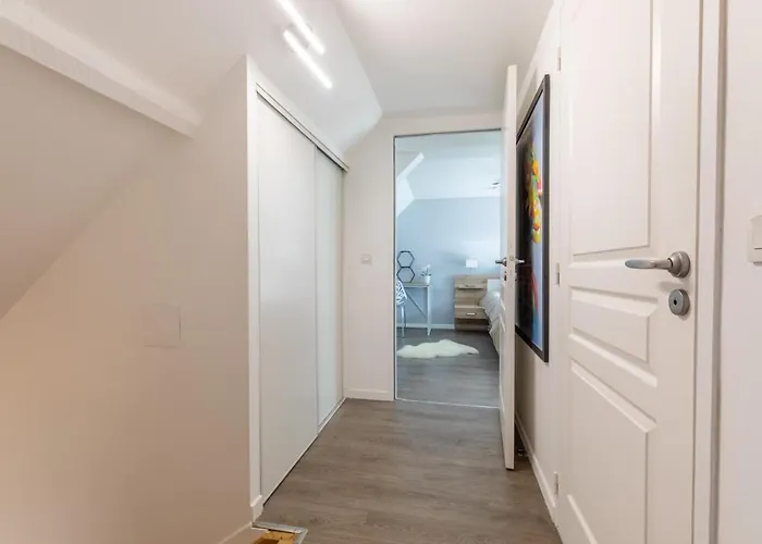 Spacieux Chic - Confort - Proche Parcs & Thermes Apartment *