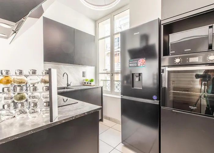 Apartment Spacieux Chic - Confort - Proche Parcs & Thermes Vichy